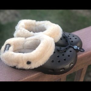 crocs comfort fur